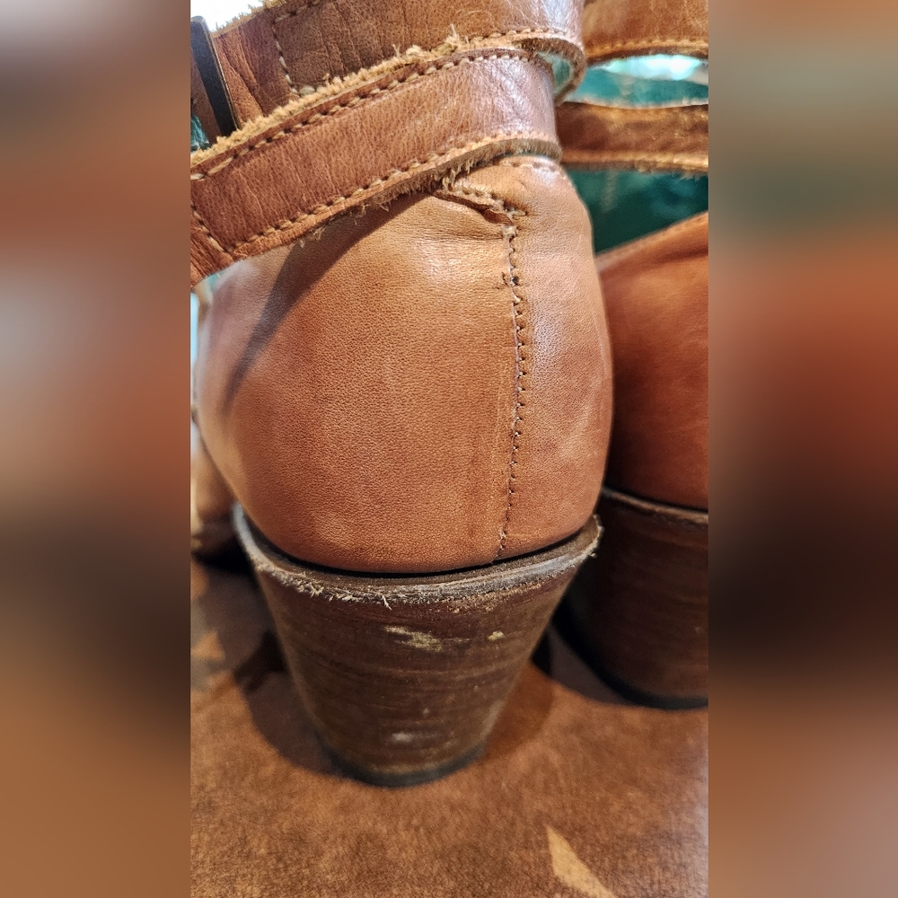Corral Light Brown Leather Shoes - Picture 8 of 12